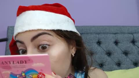 Lilasuni online show from December 20, 2:26 pm