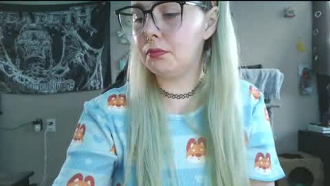 emily ryanson online show from April 16, 11:07 pm