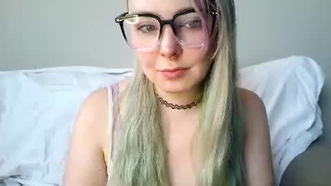 emily ryanson online show from February 27, 9:07 pm