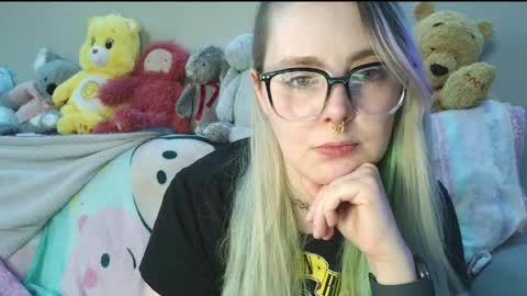 emily ryanson online show from March 31, 10:21 pm