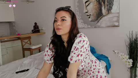 Lilith Nickol online show from June 7, 12:43 pm