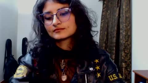 lili_clan online show from September 13, 1:08 am