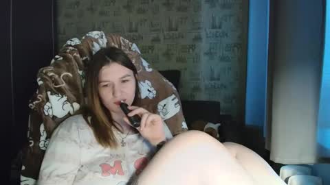 liliawoolf online show from March 29, 3:02 pm