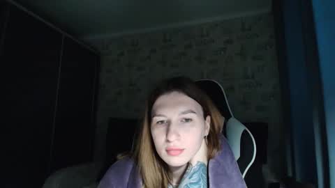 liliawoolf online show from November 28, 8:10 am