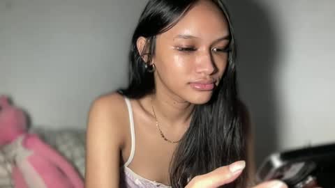 Chloe online show from July 12, 4:54 pm