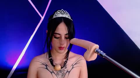 Snapshot of lilith07_ chatting on October 21, 8:23 pm lilith07_ online show from October 21, 8:23 pm
