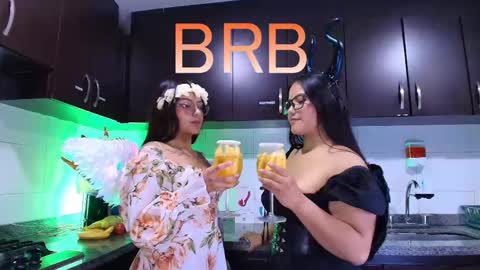 Lilith and Khloe  online show from November 4, 11:22 am