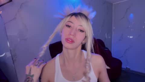 lilith cooper20 online show from March 2, 4:06 am