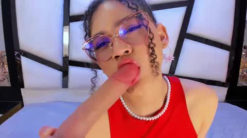 Snapshot of lilithadams11 chatting on September 22, 12:42 pm online show from September 22, 12:42 pm