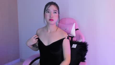 Lilith online show from February 19, 2:12 am