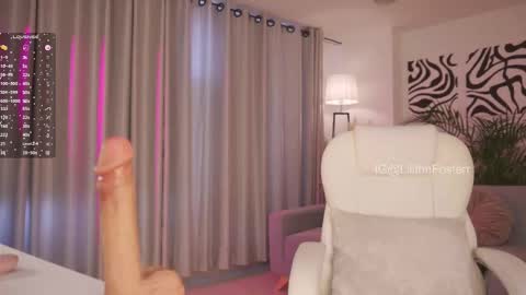 Lili  online show from March 19, 8:58 pm