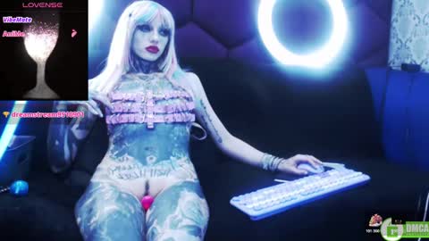 Tifon Mary - Indepent model  online show from March 6, 8:35 am