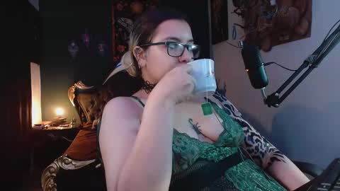 lilithmystic01 online show from March 10, 3:09 pm