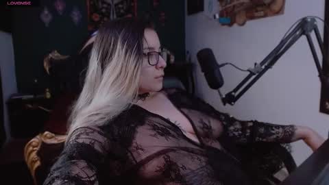 lilithmystic01 online show from March 3, 3:32 pm