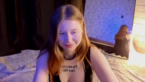 lillie_berry online show from October 8, 4:40 am