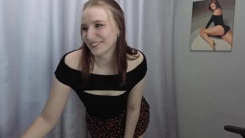 LillyFan X online show from April 1, 4:24 am