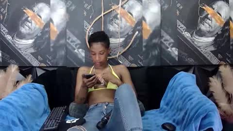 lilmissbaddiexxx online show from February 4, 7:18 pm