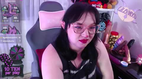 Lilo  online show from November 14, 3:36 pm