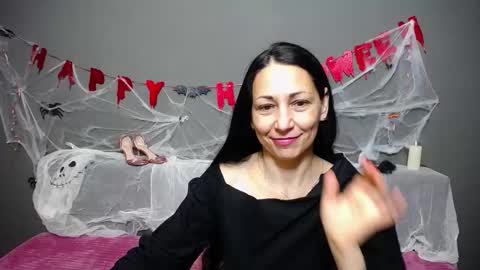 lilugrants online show from October 26, 7:57 pm