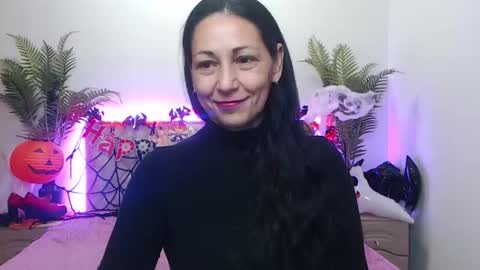 Snapshot of lilugrants chatting on October 18, 6:23 pm lilugrants online show from October 18, 6:23 pm