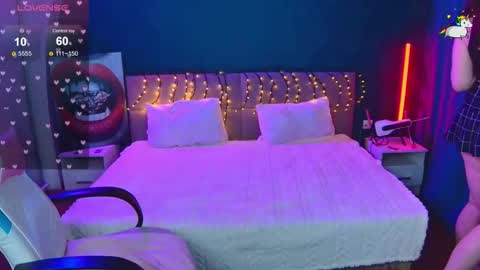 Lilu online show from December 14, 6:19 am