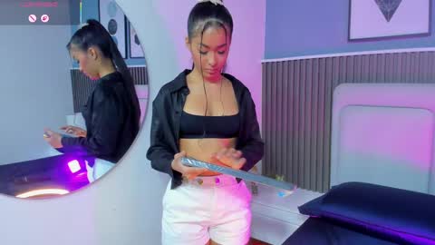  lily  online show from October 19, 4:17 am