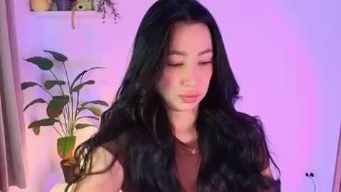 just lily online show from June 22, 11:45 pm