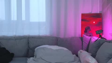 Lily online show from January 29, 7:15 am