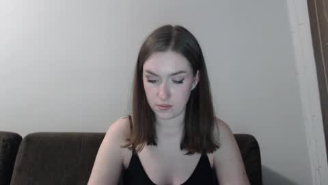 lily_love_x online show from October 6, 1:01 am