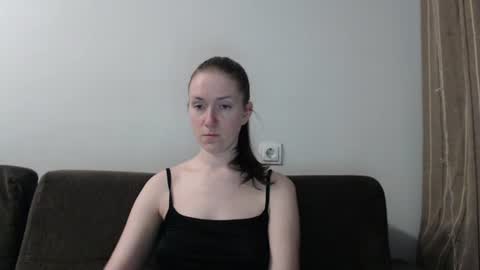 lily_love_x online show from June 13, 2:44 am