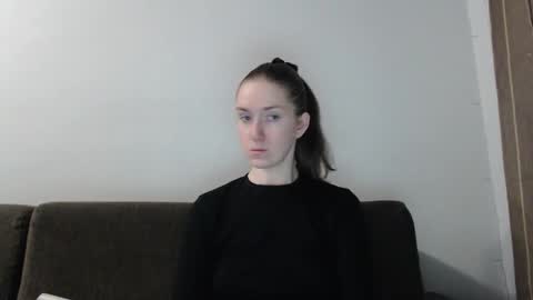 lily_love_x online show from December 19, 3:02 am