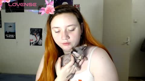 Alice online show from December 31, 1:52 pm