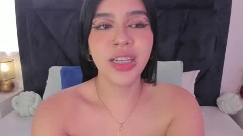 LilyWoodz online show from December 20, 8:38 pm