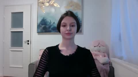 lilycandy_ online show from March 3, 3:30 pm