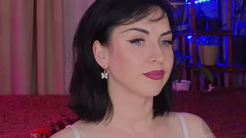 Lily online show from November 28, 5:09 pm