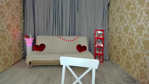 lilyeblake online show from February 28, 8:02 pm