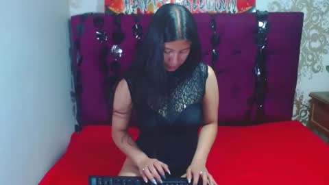 Lily online show from October 17, 6:12 pm