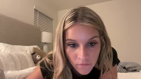 Lily Summers online show from September 10, 12:22 am