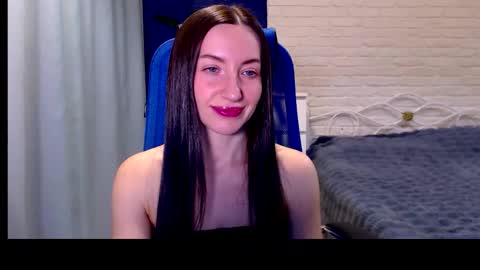 Lily online show from November 28, 6:21 am