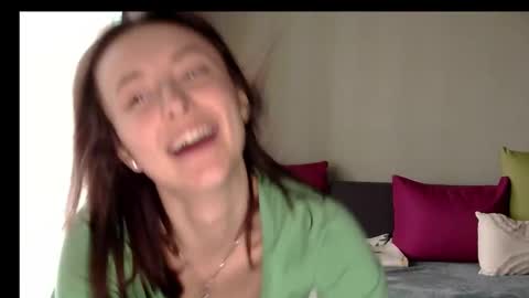 LilyXSky online show from January 10, 12:15 pm