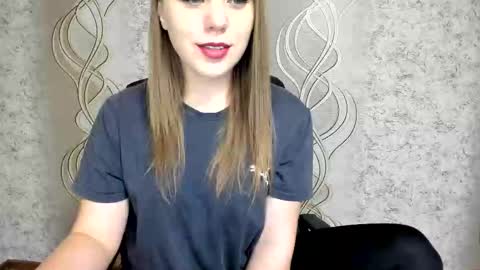    online show from December 18, 12:11 pm