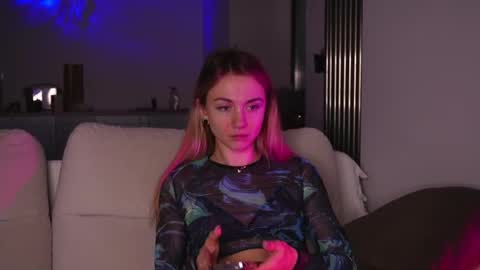 limy_sweet online show from February 5, 5:09 am