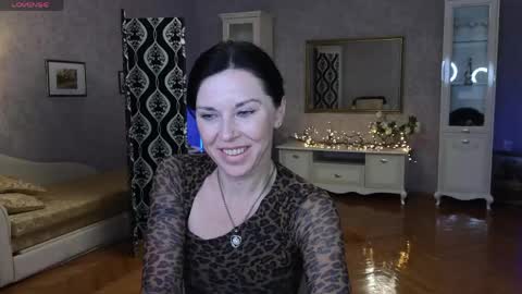 lina_flore online show from April 16, 9:39 pm