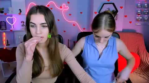 lina_fox12 online show from March 18, 1:17 pm