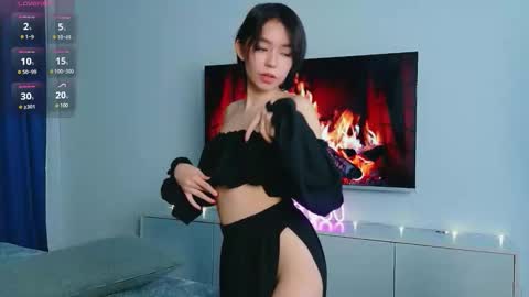 Lina online show from January 12, 9:00 pm