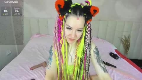 lina_moony online show from December 18, 2:51 am
