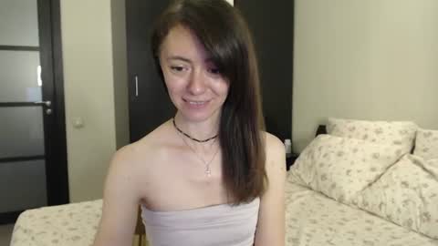 Lina Rouge online show from July 25, 5:05 am