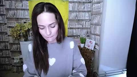 Lina online show from November 25, 10:25 am