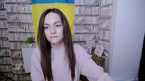 Lina online show from September 28, 7:50 am