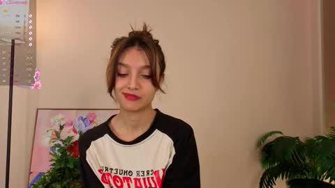 Lina online show from October 29, 9:11 am